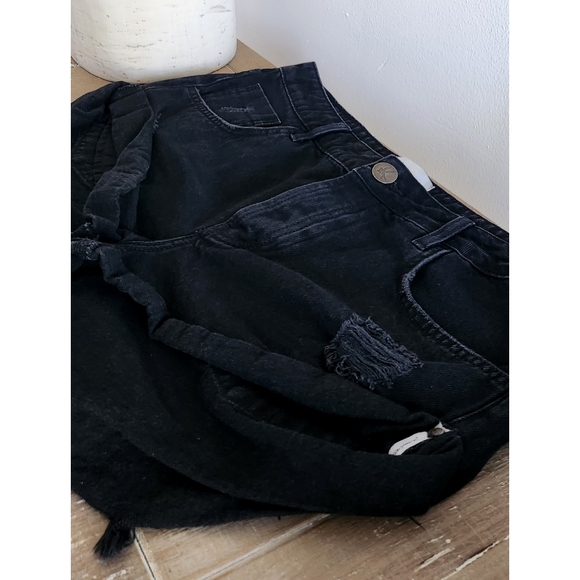 . One Teaspoon Distressed Double Black Bandits Denim Shorts - Picture 7 of 16